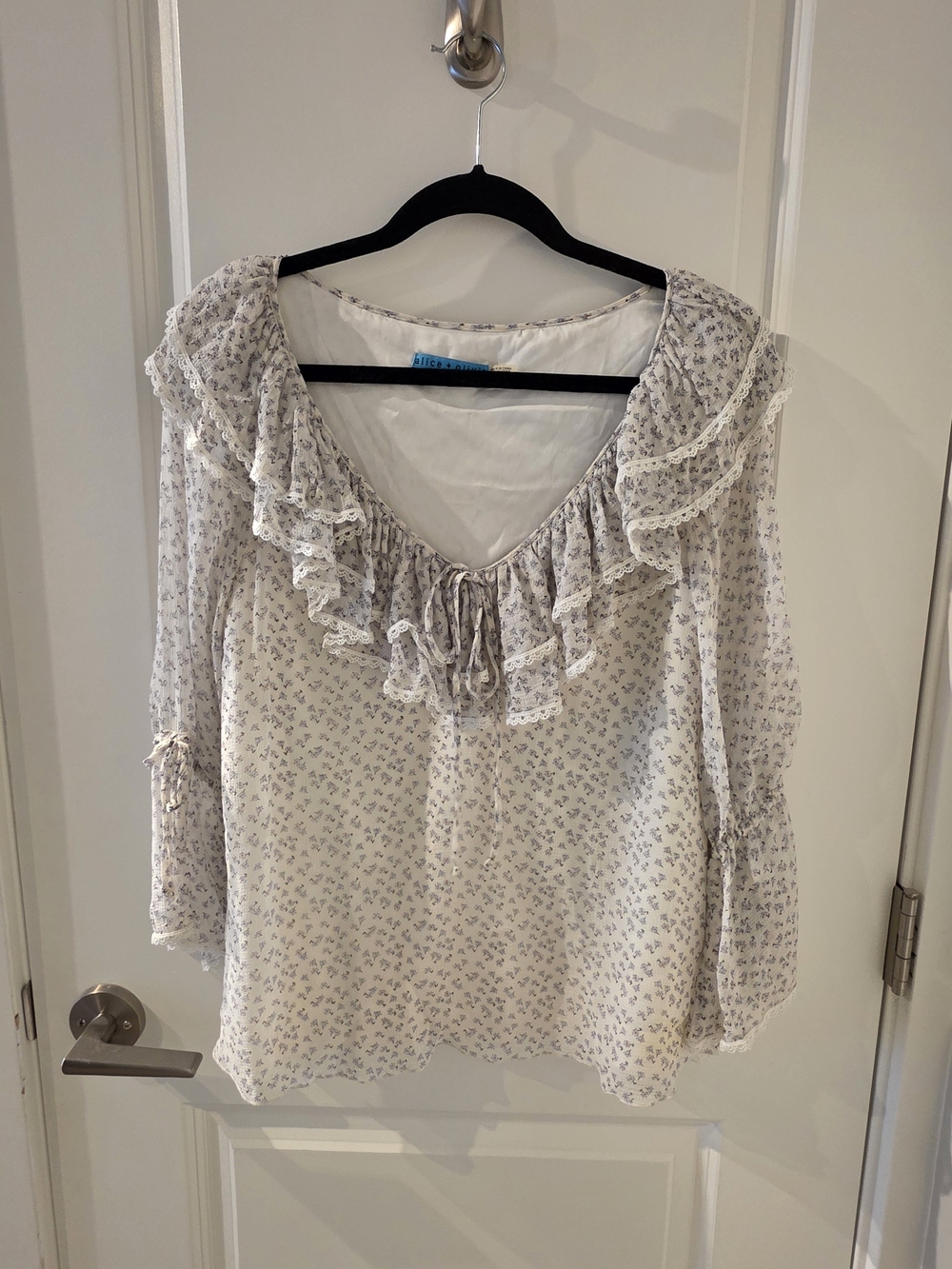 Alice + Olivia White Ruffled 100% Silk V-Neck Blouse with Lavender Floral Print